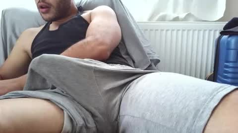 bigcock21cmm online show from 24, 10, 2025