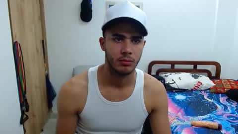 Snapshot of bigcock2815 chatting on 21, 1, 2025 Isaac online show from 21, 1, 2025