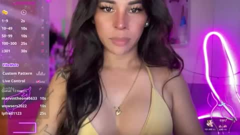 queen amanda online show from 10, 10, 2025