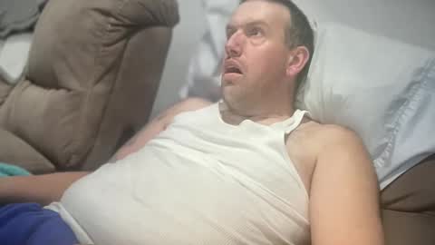 bigcocksuckingslut online show from 5, 1, 2025