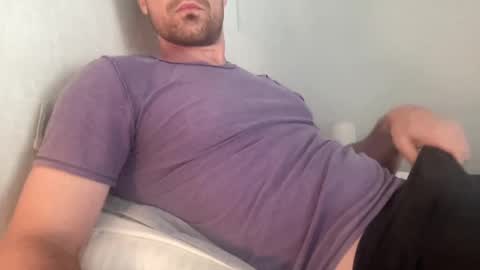 Snapshot of bigcollegecock69690 chatting on 3, 12, 2024 bigcollegecock69690 online show from 3, 12, 2024