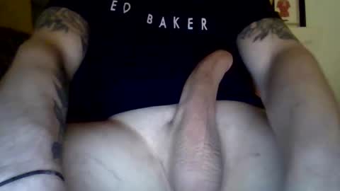 Snapshot of bigdickwillywonka11 chatting on 28, 1, 2025 bigdickwillywonka11 online show from 28, 1, 2025