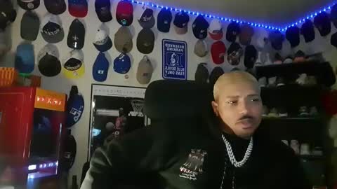 Snapshot of bigdickwj chatting on 9, 9, 2025 QuietboyWill online show from 9, 9, 2025