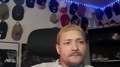 Snapshot of bigdickwj chatting on 20, 9, 2025 QuietboyWill online show from 20, 9, 2025