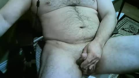 Snapshot of bigdizzyd chatting on 17, 12, 2025 7inchstroker online show from 17, 12, 2025