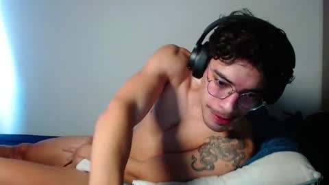 Snapshot of bigdragonboy chatting on 18, 5, 2026 BigDragonBoy online show from 18, 5, 2026