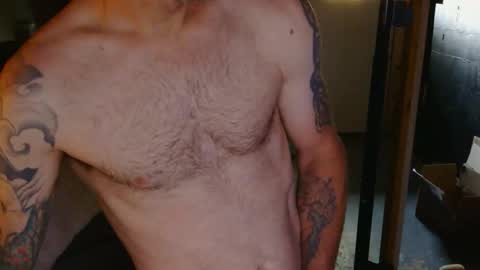 Snapshot of bigfox27 chatting on 1, 4, 2026 bigfox27 online show from 1, 4, 2026