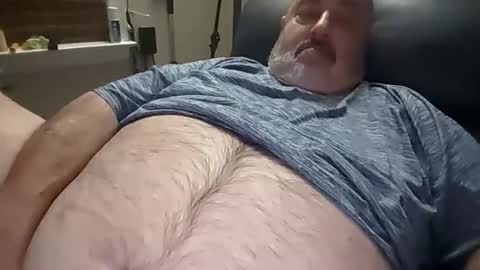 Snapshot of bigfuzzyteddybear chatting on 28, 11, 2025 bigfuzzyteddybear online show from 28, 11, 2025