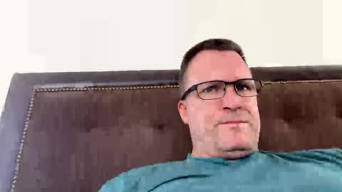 Snapshot of bigger22332233 chatting on 10, 2, 2025 bigger22332233 online show from 10, 2, 2025