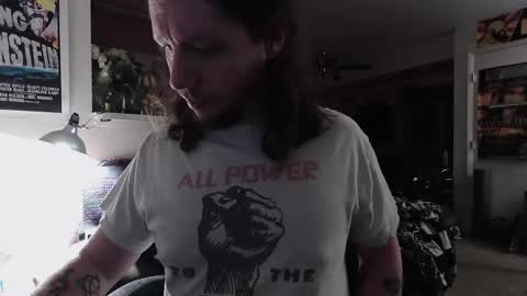 biggerisbetter21 online show from 4, 3, 2026