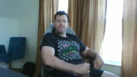 BiggestBallsOnChatr online show from 16, 12, 2025