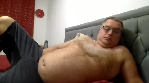 Snapshot of bigguy2014 chatting on 28, 12, 2024 bigguy2014 online show from 28, 12, 2024