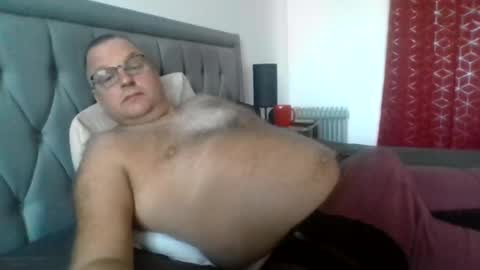 Snapshot of bigguy2014 chatting on 23, 9, 2025 bigguy2014 online show from 23, 9, 2025