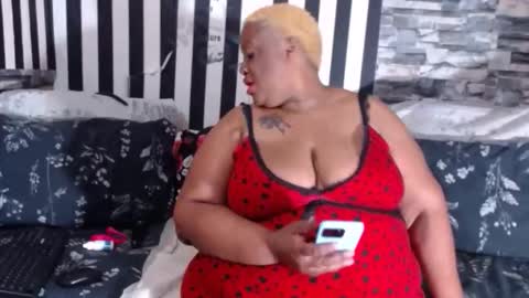 Snapshot of bighotmature chatting on 1, 5, 2026 bighotmature online show from 1, 5, 2026