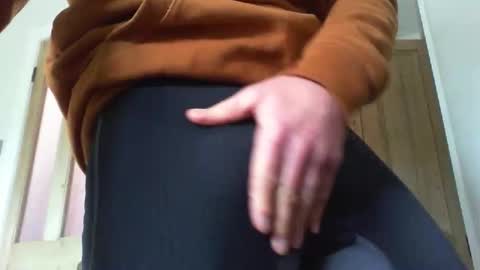 Snapshot of bigjohnw7802122630 chatting on 19, 11, 2025 BigJohn online show from 19, 11, 2025