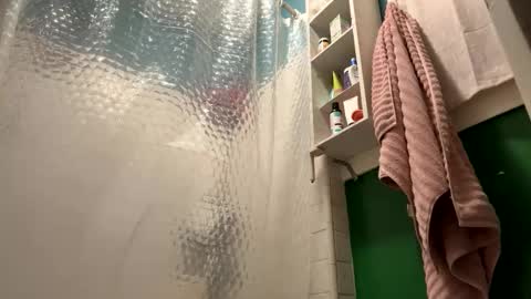 bigmanaround9 online show from 12, 9, 2025