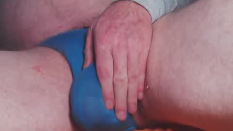 Red online show from 3, 2, 2025