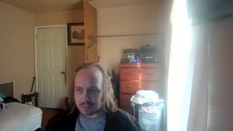 bigmike20129020 online show from 12, 2, 2025