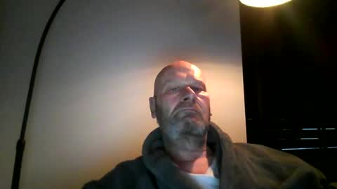 Snapshot of bigmike3339 chatting on 16, 12, 2024 bigmike3339 online show from 16, 12, 2024