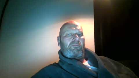 Snapshot of bigmike3339 chatting on 4, 1, 2025 bigmike3339 online show from 4, 1, 2025