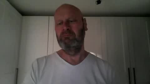 Snapshot of bigmike3339 chatting on 13, 1, 2025 bigmike3339 online show from 13, 1, 2025