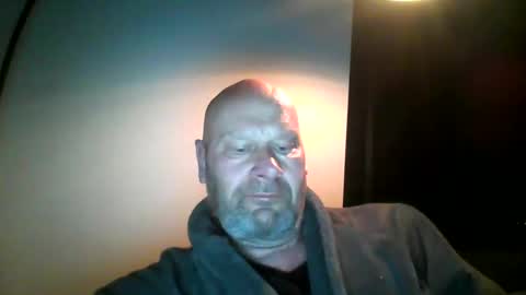 Snapshot of bigmike3339 chatting on 10, 2, 2025 bigmike3339 online show from 10, 2, 2025