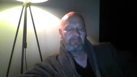 Snapshot of bigmike3339 chatting on 3, 3, 2025 bigmike3339 online show from 3, 3, 2025