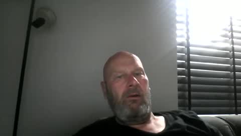 Snapshot of bigmike3339 chatting on 27, 9, 2025 bigmike3339 online show from 27, 9, 2025