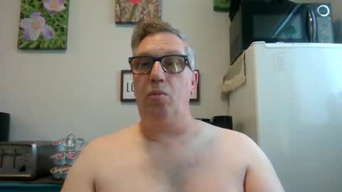 bignhard_69_ online show from 20, 4, 2026