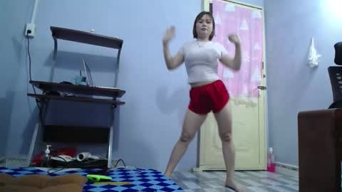 bigpussy_92 online show from 6, 1, 2026