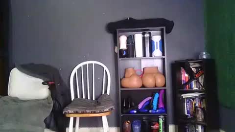 bigpussypump online show from 24, 2, 2025