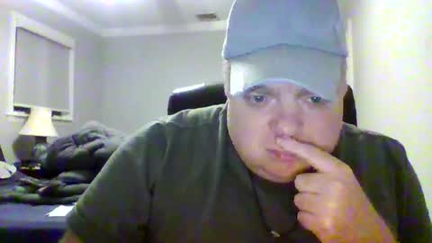 Snapshot of bigred_nyc chatting on 16, 11, 2025 Big Red online show from 16, 11, 2025