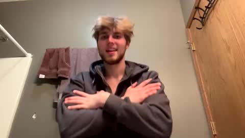 bigskinnyboyshh online show from 11, 4, 2026