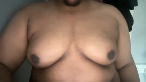 Snapshot of bigtits21111 chatting on 10, 2, 2025 bigtits21111 online show from 10, 2, 2025