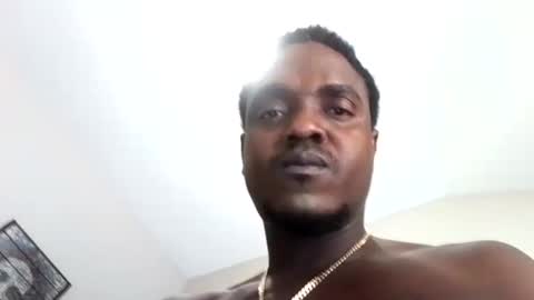 Snapshot of bigwood007954165 chatting on 11, 1, 2025 Bigwood14 online show from 11, 1, 2025