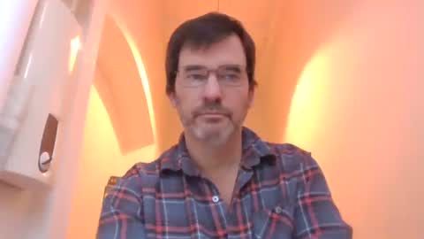 Snapshot of bikertom1988 chatting on 8, 2, 2025 bikertom1988 online show from 8, 2, 2025