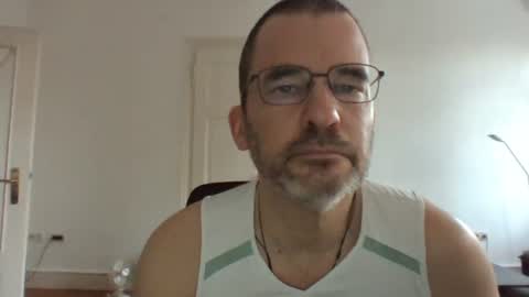 Snapshot of bikertom1988 chatting on 23, 2, 2025 bikertom1988 online show from 23, 2, 2025