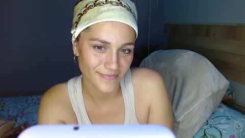 Snapshot of biki_sensual chatting on 11, 3, 2025 hi soy natural girl biki online show from 11, 3, 2025