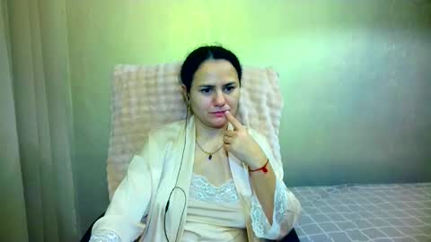 DOM NIKA online show from 12, 11, 2025