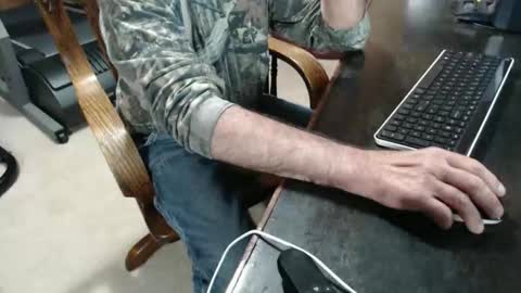Snapshot of billy471 chatting on 19, 4, 2026 billy471 online show from 19, 4, 2026
