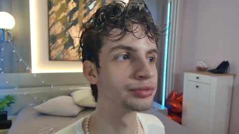 Snapshot of bimbo_boy_ chatting on 7, 6, 2026 Bimbo boy online show from 7, 6, 2026