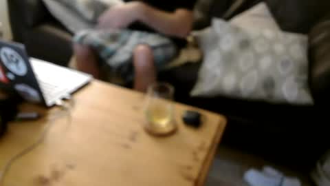 Snapshot of bindmedown chatting on 17, 10, 2025 bindmedown online show from 17, 10, 2025