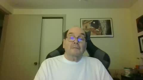 Bink195234 online show from 1, 2, 2025