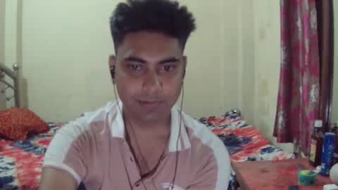 Snapshot of birbikrom104 chatting on 25, 4, 2026 birbikrom104 online show from 25, 4, 2026