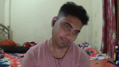 Snapshot of birbikrom104 chatting on 28, 4, 2026 birbikrom104 online show from 28, 4, 2026