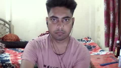 Snapshot of birbikrom104 chatting on 29, 4, 2026 birbikrom104 online show from 29, 4, 2026