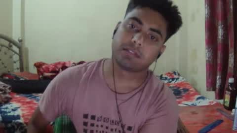 Snapshot of birbikrom104 chatting on 29, 4, 2026 birbikrom104 online show from 29, 4, 2026
