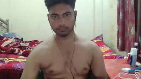 Snapshot of birbikrom104 chatting on 5, 5, 2026 birbikrom104 online show from 5, 5, 2026