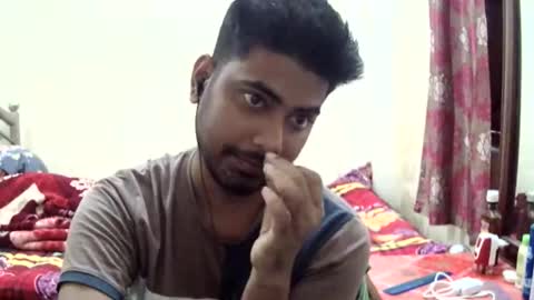 Snapshot of birbikrom104 chatting on 11, 5, 2026 birbikrom104 online show from 11, 5, 2026