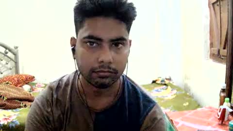 Snapshot of birbikrom104 chatting on 26, 5, 2026 birbikrom104 online show from 26, 5, 2026